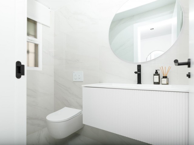 Apartamento con 3 Dormitorios  en La Quinta