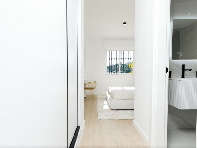 Apartamento con 3 Dormitorios  en La Quinta
