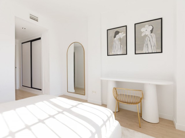 Apartamento con 3 Dormitorios  en La Quinta