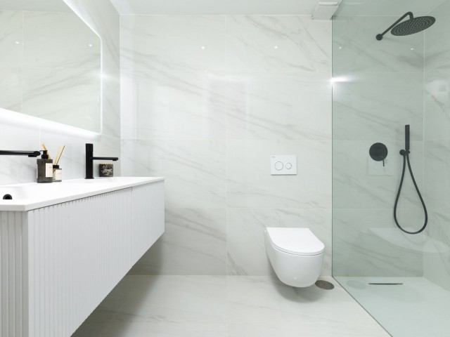 Apartamento con 3 Dormitorios  en La Quinta