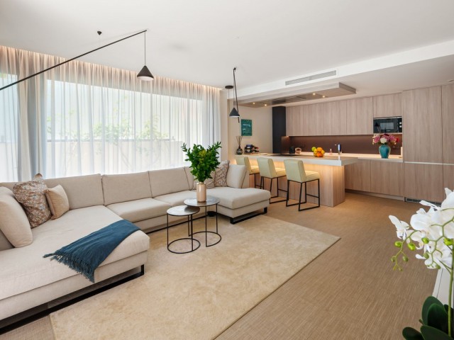 Apartamento, Marbesa, R5388199