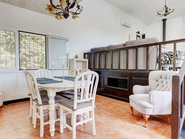 Villa, Sierrezuela, R5354329