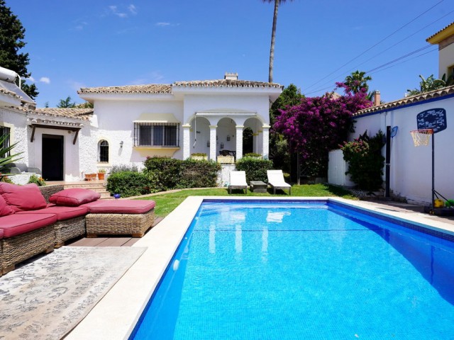 4 Slaapkamer Villa in Sierrezuela