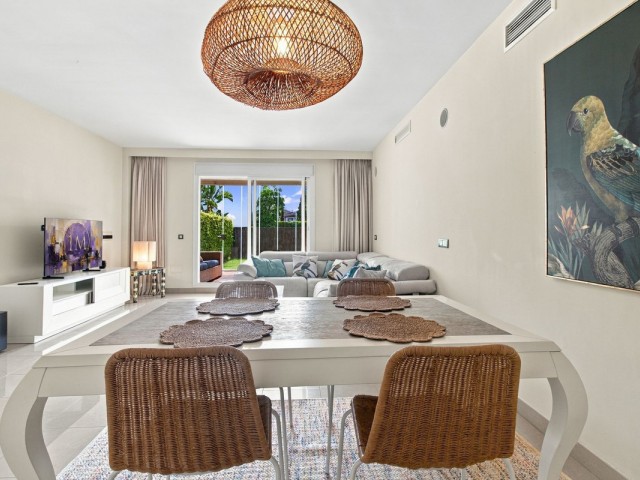Apartment, El Paraiso, R4671403