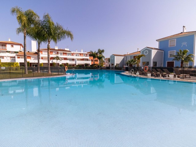 Apartamento con 2 Dormitorios  en El Paraiso