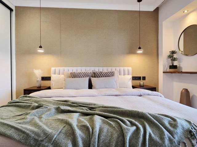 Apartamento con 3 Dormitorios  en La Quinta