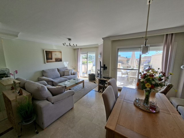 Townhouse, La Duquesa, R5388025