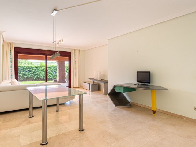 2 Bedrooms Apartment in Casares