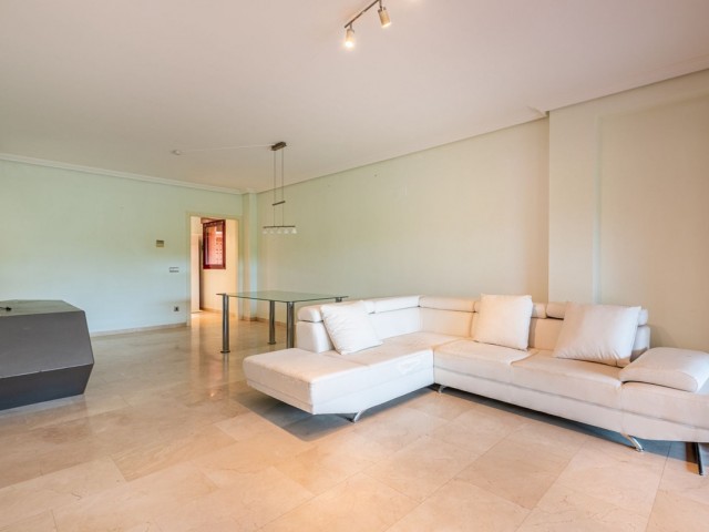 2 Bedrooms Apartment in Casares