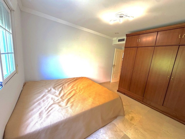 Apartamento con 2 Dormitorios  en Río Real