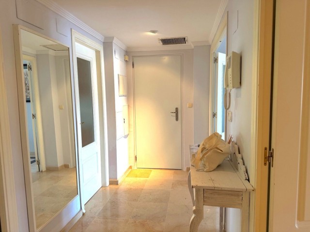 Apartamento con 2 Dormitorios  en Río Real