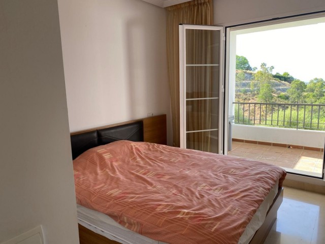 Apartamento con 3 Dormitorios  en Los Arqueros