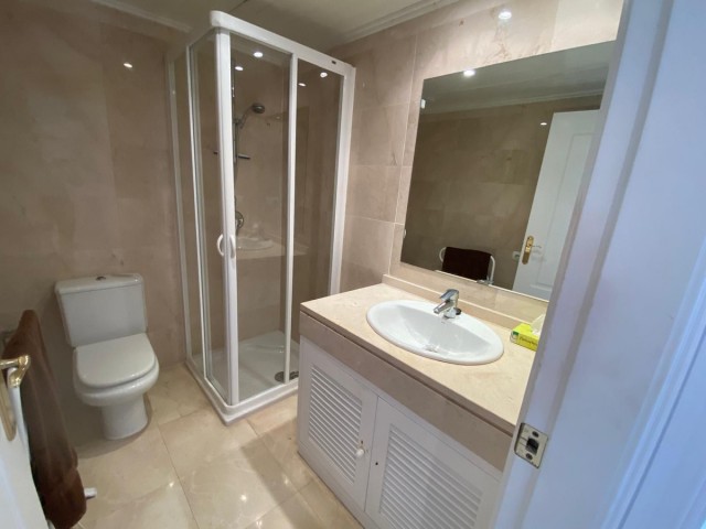 Apartamento con 3 Dormitorios  en Los Arqueros