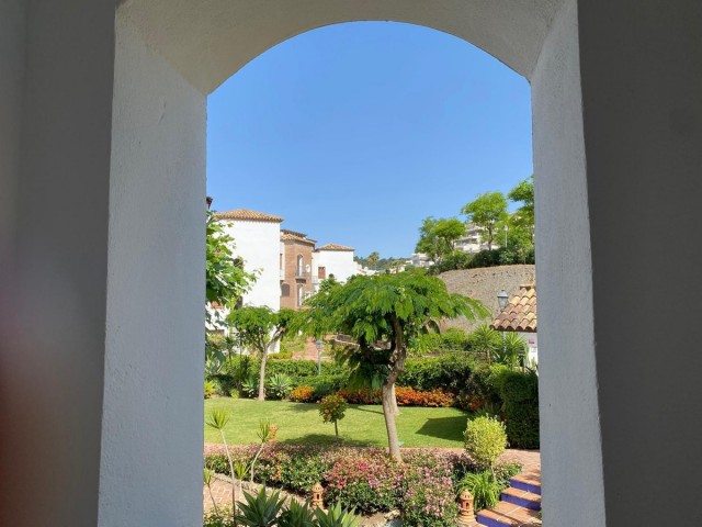 Apartamento con 3 Dormitorios  en Los Arqueros
