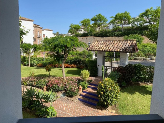 Apartamento con 3 Dormitorios  en Los Arqueros