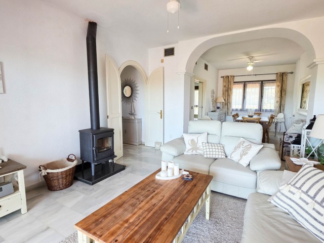 Townhouse, La Duquesa, R5393464
