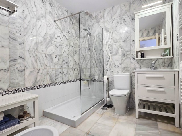 Townhouse, La Duquesa, R5393464