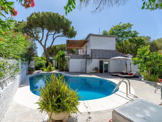 Villa, Marbesa, R5197222