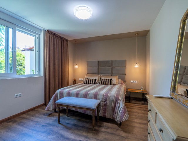 4 Bedrooms Villa in Marbesa