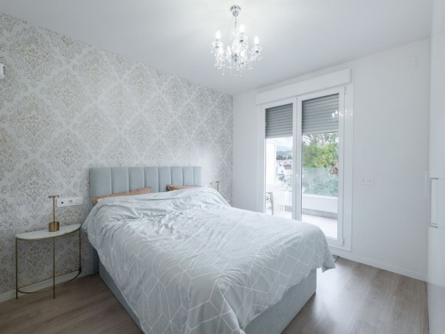 2 Bedrooms Apartment in Nueva Andalucía