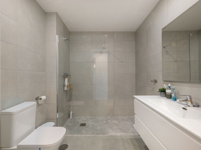 2 Bedrooms Apartment in Nueva Andalucía