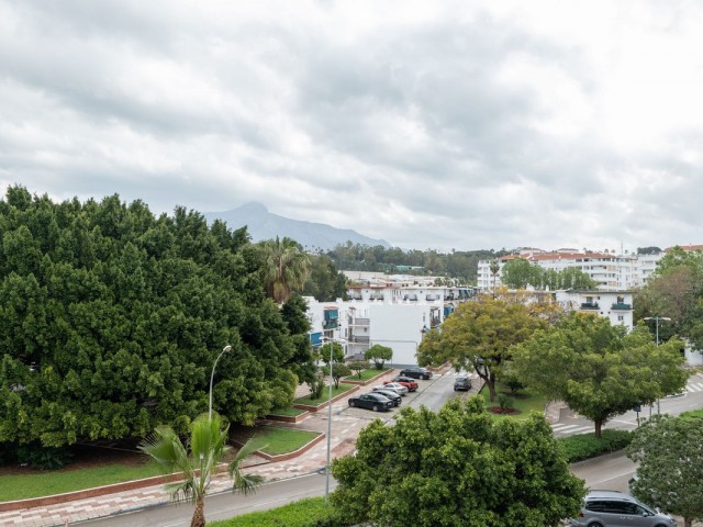 2 Bedrooms Apartment in Nueva Andalucía