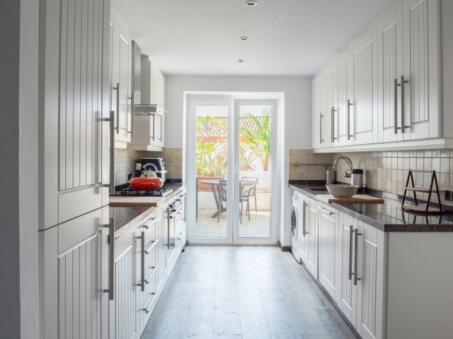 Rijtjeshuis, La Heredia, R5387038