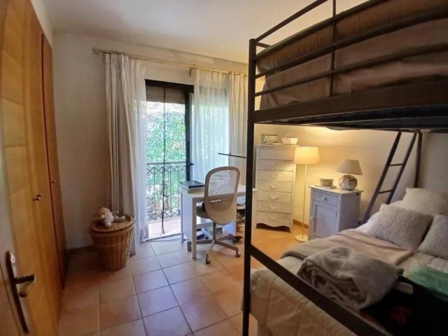 Apartamento con 2 Dormitorios  en Río Real