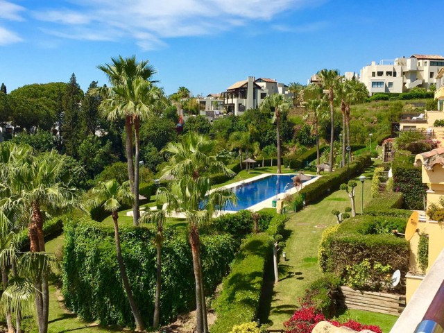 3 Bedrooms Apartment in Sierra Blanca