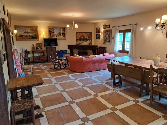 Villa con 4 Dormitorios  en Entrerrios