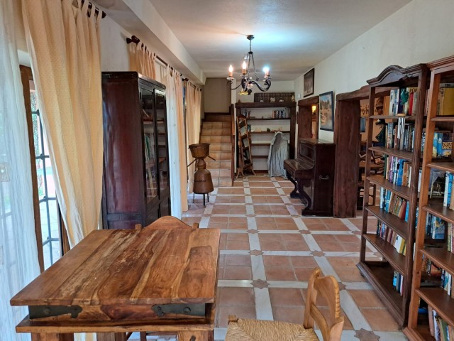 Villa con 4 Dormitorios  en Entrerrios