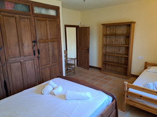 Villa con 4 Dormitorios  en Entrerrios