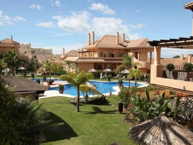 Apartamento, Aloha, R5133199