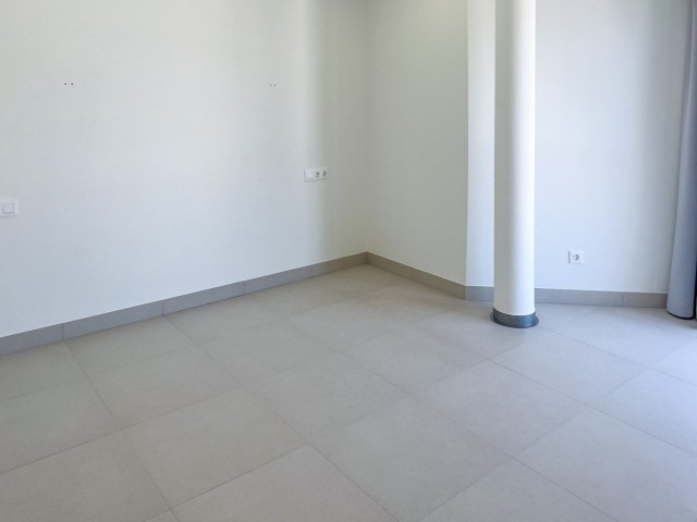 Apartamento con 2 Dormitorios  en Calanova Golf