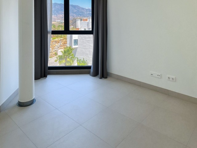 Apartamento con 2 Dormitorios  en Calanova Golf