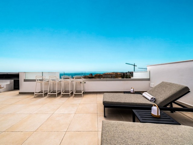 Apartamento con 3 Dormitorios  en Carvajal