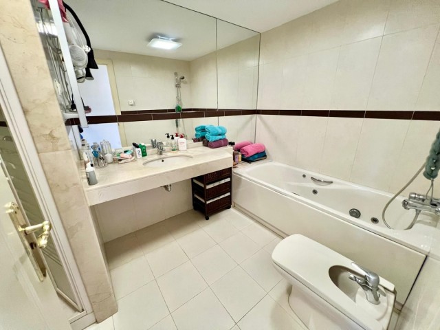 2 Slaapkamer Appartement in El Faro