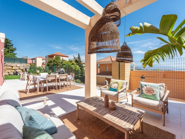 Apartment, La Duquesa, R5390734