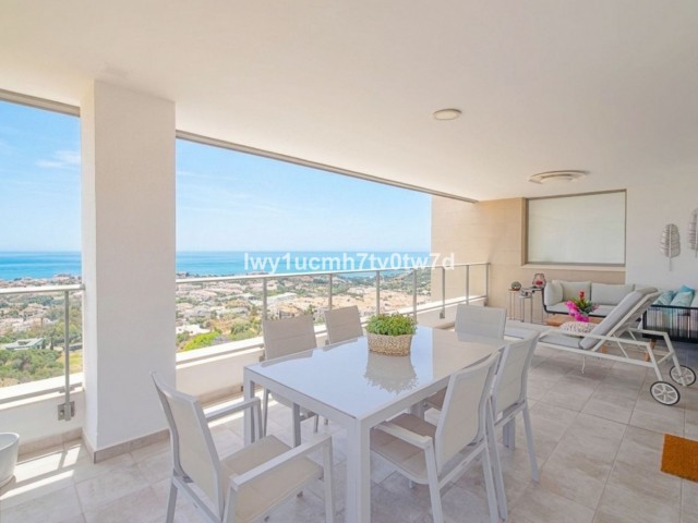 Apartment, Arroyo de la Miel, R5401177