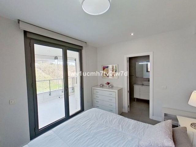 3 Bedrooms Apartment in Arroyo de la Miel