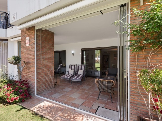 Appartement avec 2 Chambres  à Estepona