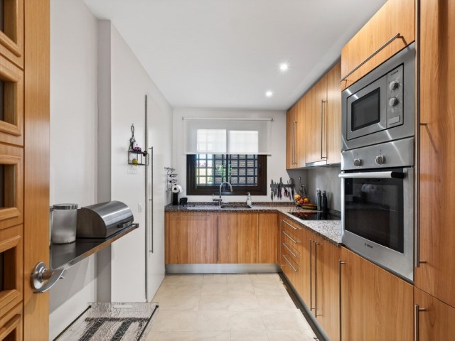 Appartement avec 2 Chambres  à Estepona
