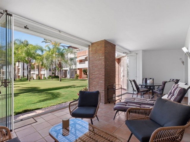 Appartement avec 2 Chambres  à Estepona