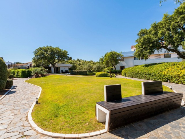 2 Bedrooms Townhouse in Sotogrande Alto