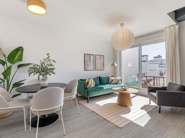 Apartment, Estepona, R5402857