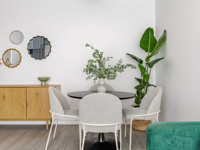Apartment, Estepona, R5402857