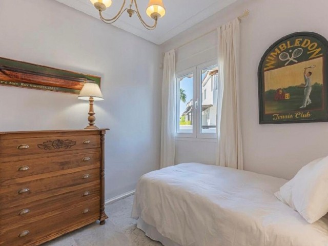 4 Bedrooms Apartment in Bahía de Marbella