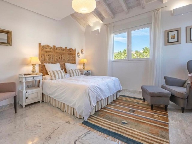 4 Bedrooms Apartment in Bahía de Marbella