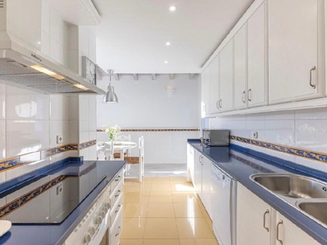 4 Bedrooms Apartment in Bahía de Marbella