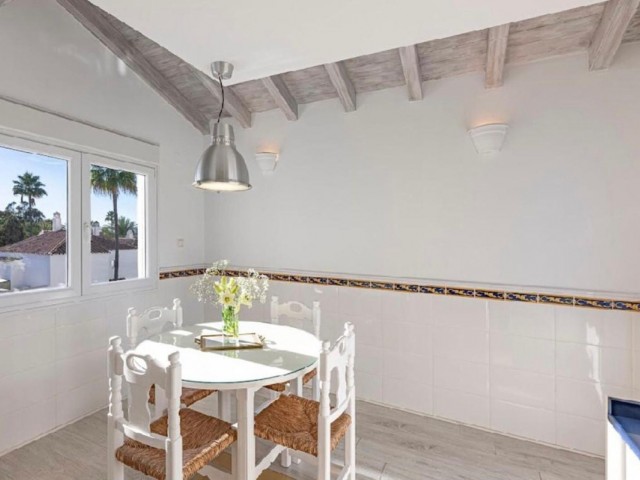 4 Bedrooms Apartment in Bahía de Marbella
